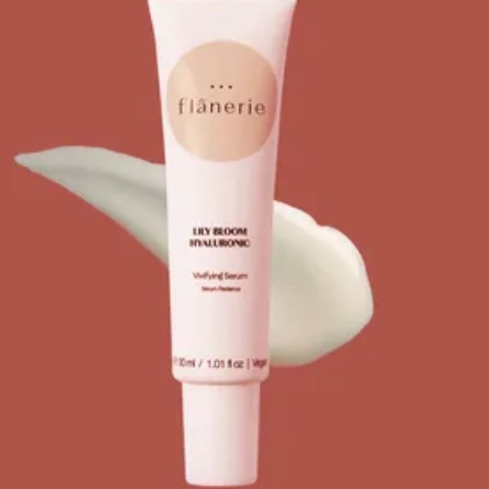 Flanerie Lily Bloom Hyaluronic Vivifying Serum prevent 1st signs of aging